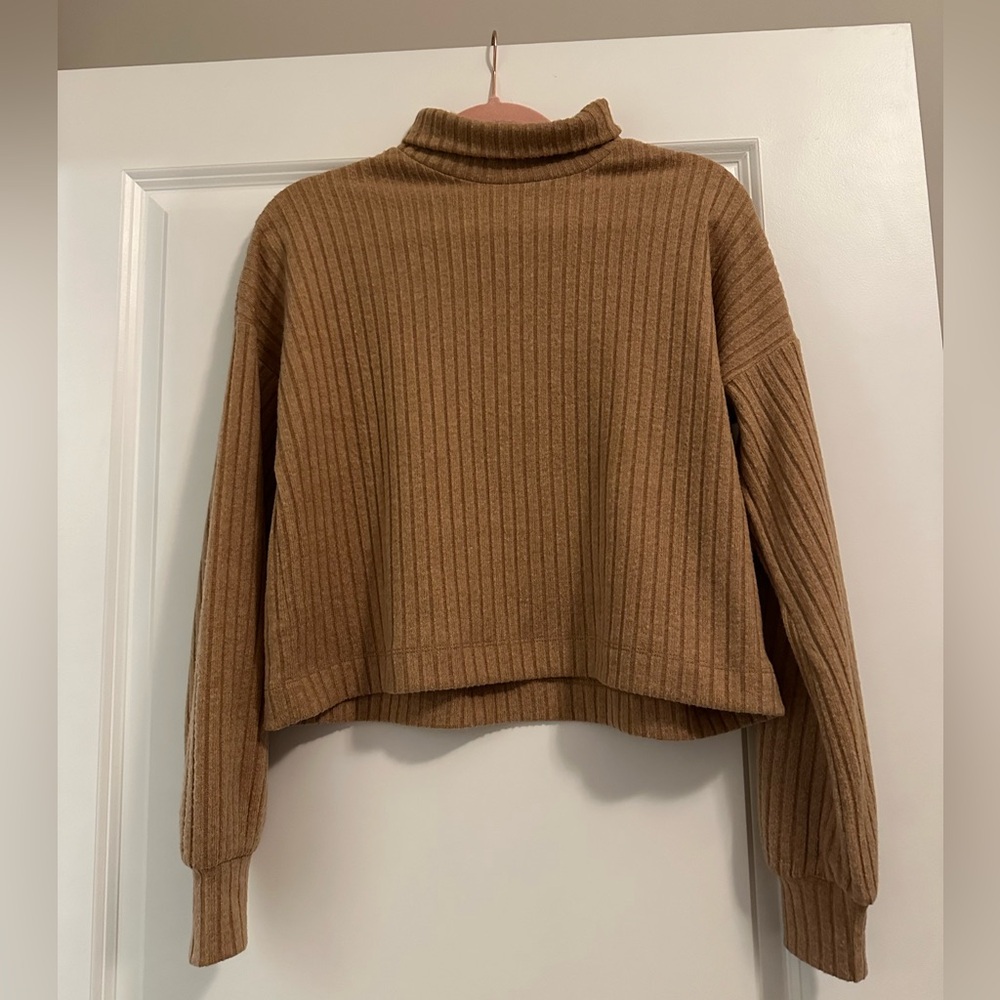 La Miel tan turtleneck cropped sweater bubble sleeves NWOT size small